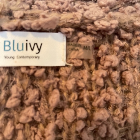 Teddy Bear Cardigan - Picture 4 of 6